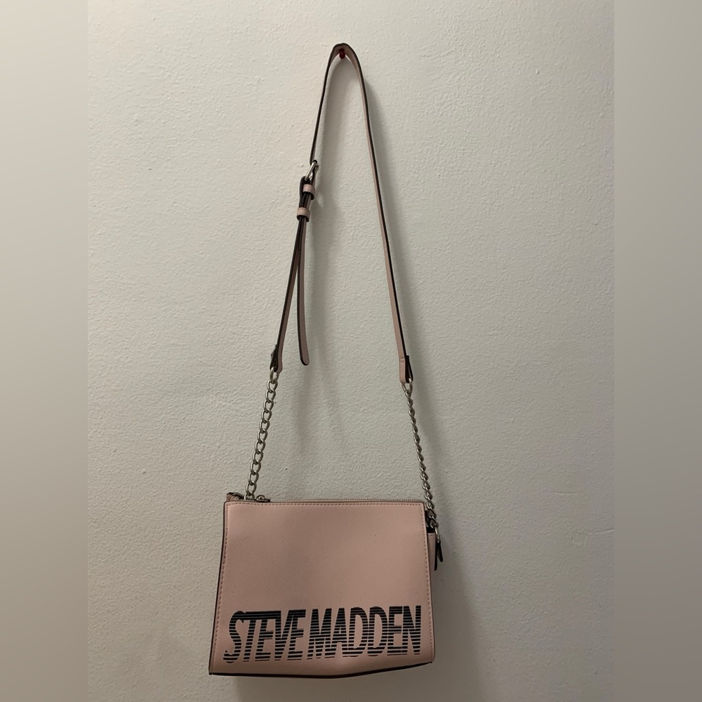 STEVE MADDEN SALMON PINK SHOULDER BAG